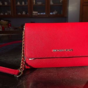 Red Jet Set Medium Phone Crossbody Handbag Flame MICHAEL KORS